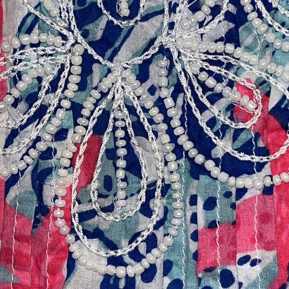 Lilly Pulitzer women’s Sarasota Tunic Resort White She Shells Top size medium - Picture 3 of 9